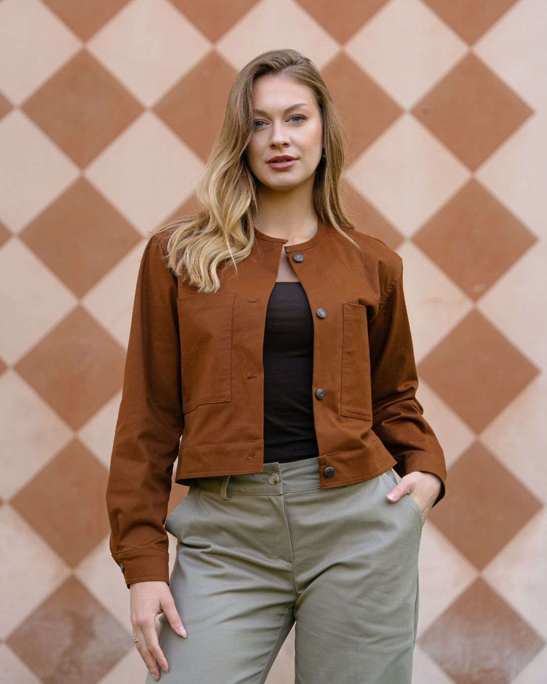 taupe_lottie_14