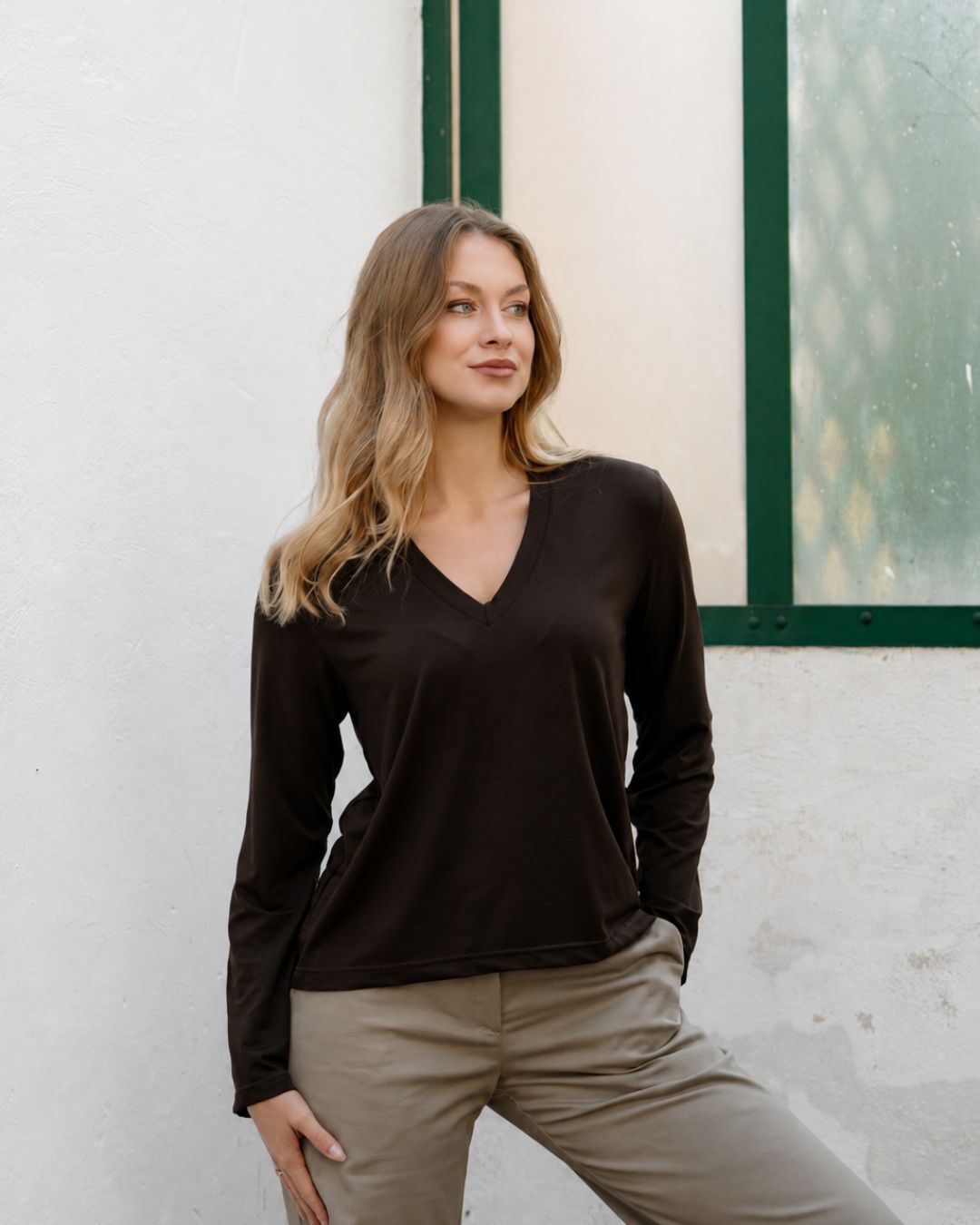taupe_mona_1